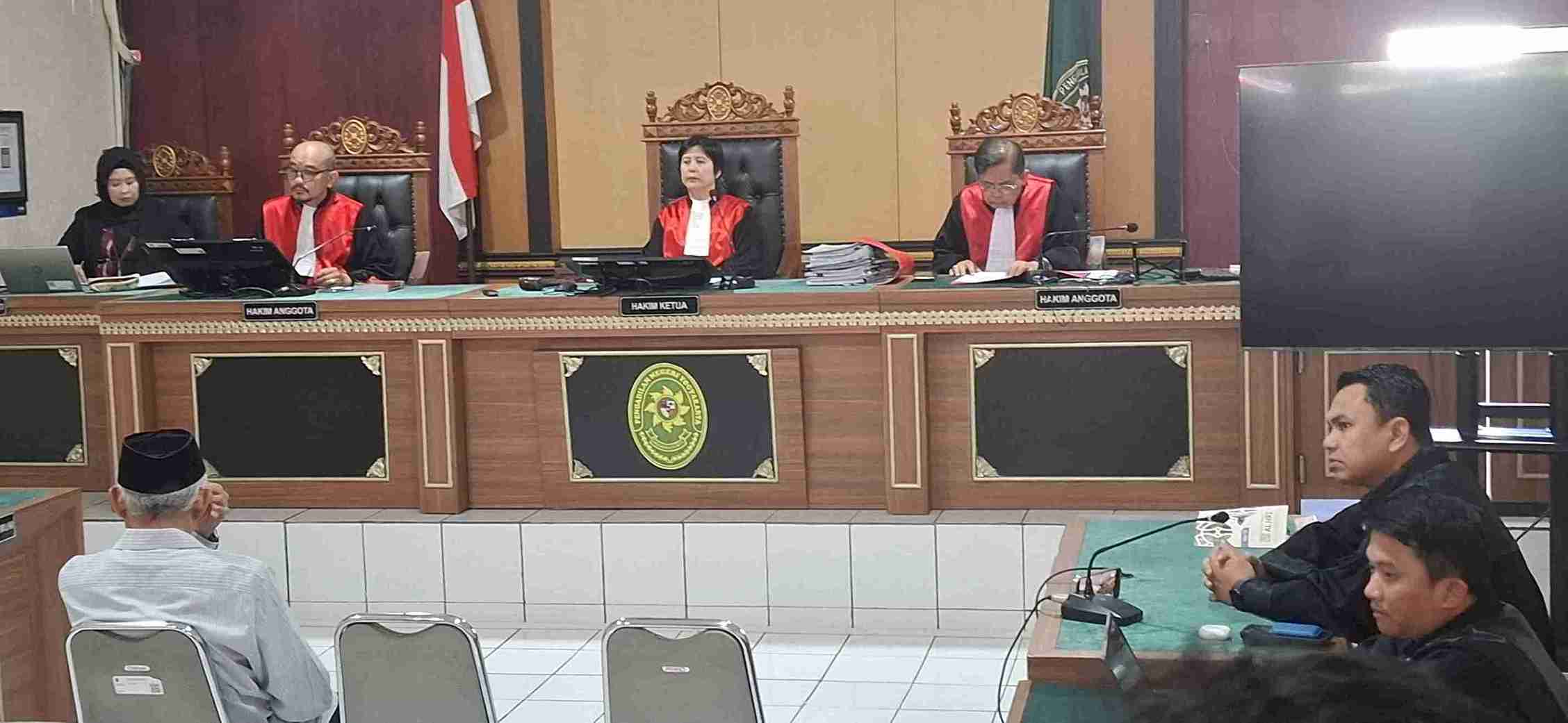 Eks Bupati Sleman Didakwa Rugikan Negara Rp10,95 Miliar