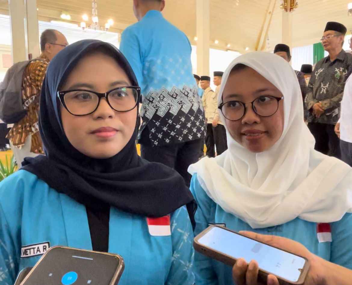 Buah Kesabaran ke Tanah Suci: Asila dan Septia Raih Kesempatan Haji di Usia 23