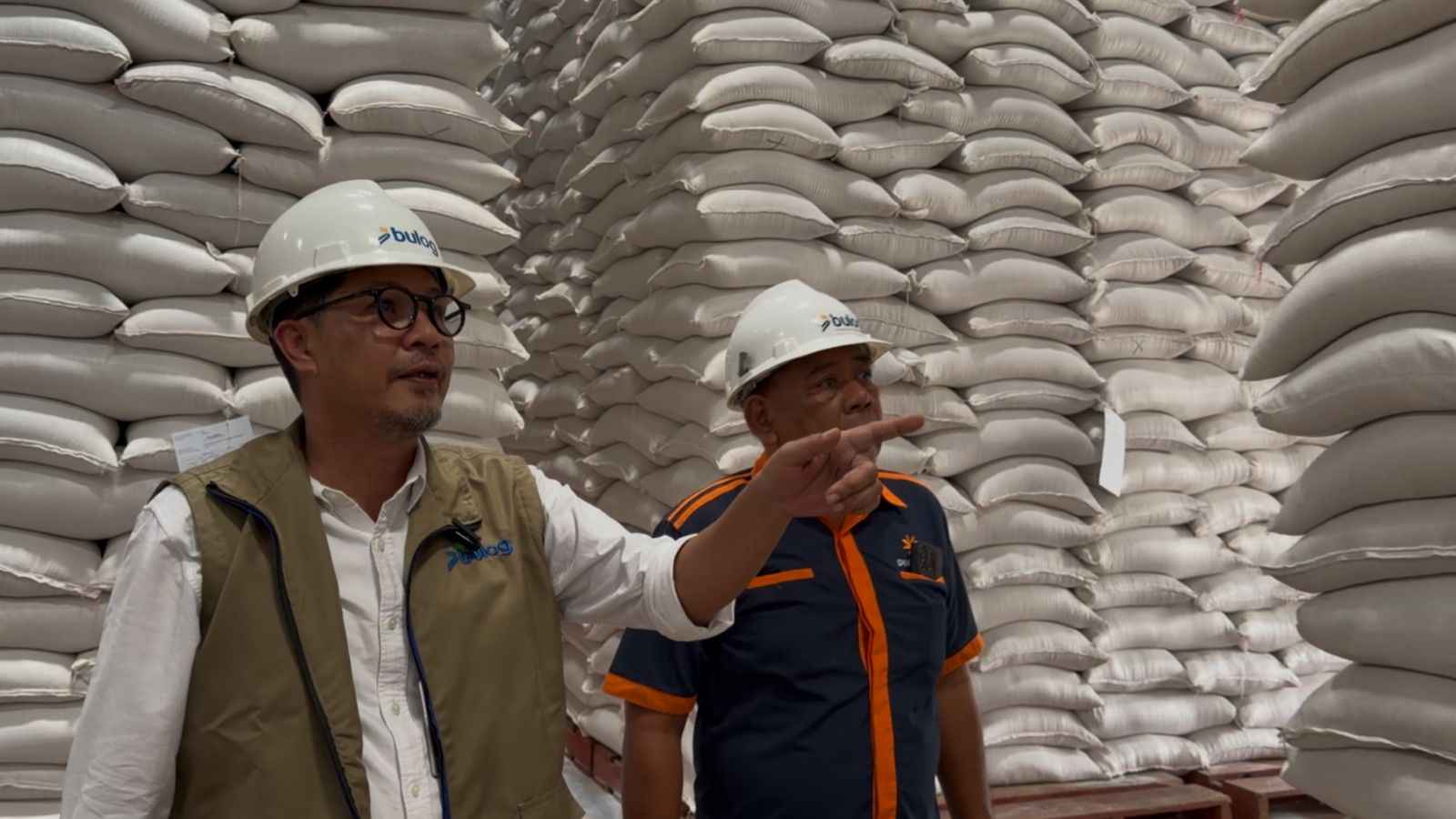 Gudang BULOG Penuh, Presiden Tegaskan Negara Hadir Penuhi Kebutuhan Dasar Rakyat