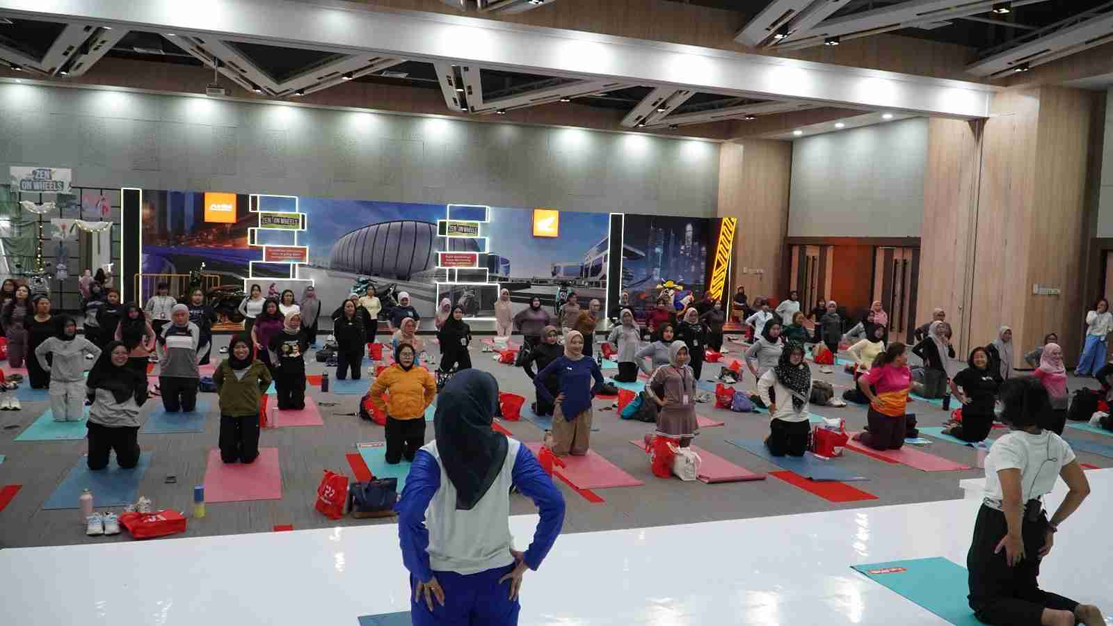 “Zen on Wheels”: Kartini Masa Kini Menyatu dengan Tenang di Jalan