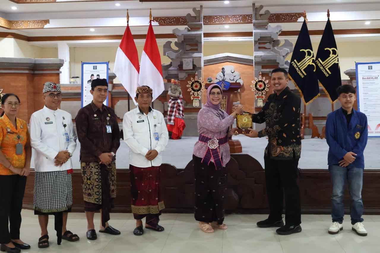 Kolaborasi Akademik dan Praktik: KKL FH Universitas Semarang Hadir di Bali