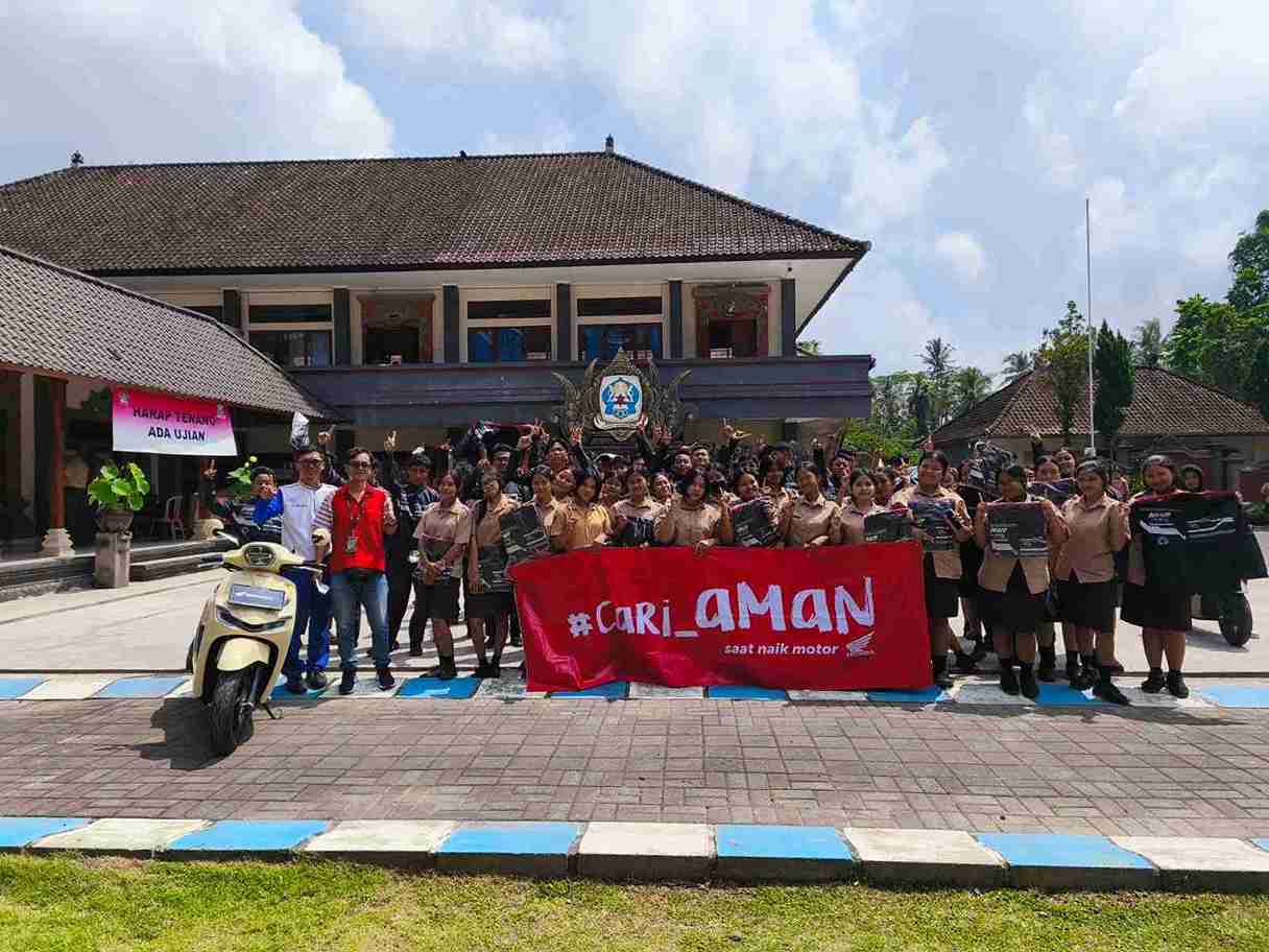 Pelajar Gianyar Belajar Prediksi Bahaya di Jalan Raya