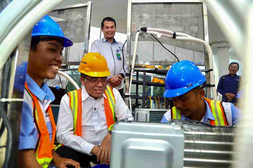 Menaker Yassierli Tegaskan Pelatihan Vokasi Jadi Langkah Nyata Siapkan Tenaga Kerja Kompeten