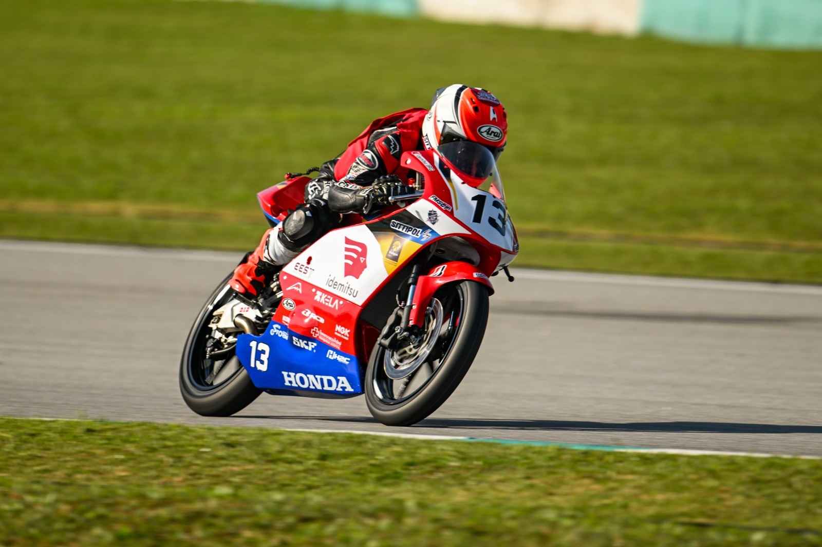Resky dari Semarang, Abimanyu asal Sleman: Duet Muda Astra Honda Cetak Prestasi di Thailand Talent Cup