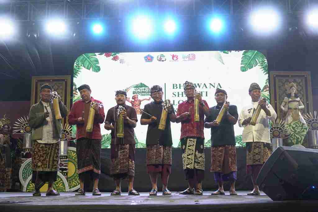 Busungbiu Festival: Merajut Budaya, Menggerakkan Ekonomi Warga