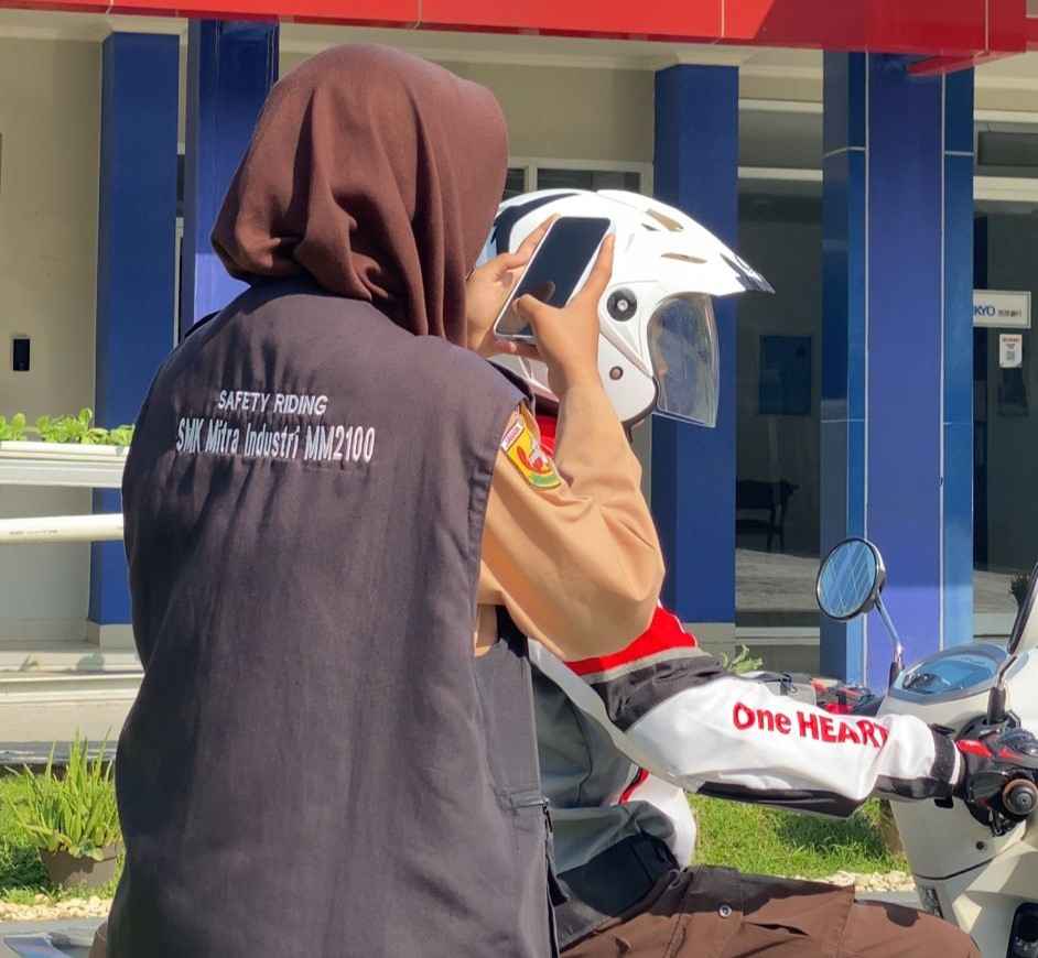 Safety Riding ala Gen Z: Kreatif, Seru, dan Penuh Makna