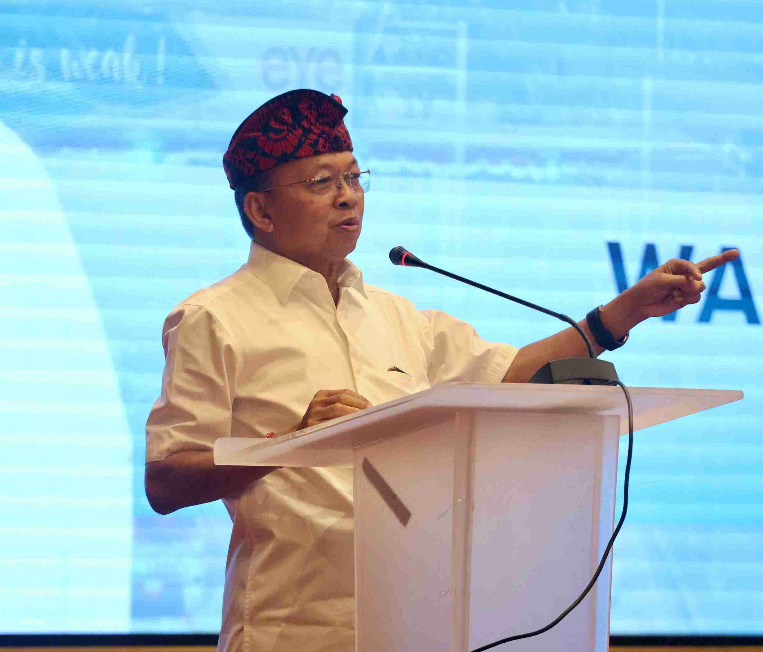 Atasi Macet Bandara Ngurah Rai, Gubernur Koster Minta Akses Transportasi Diperkuat