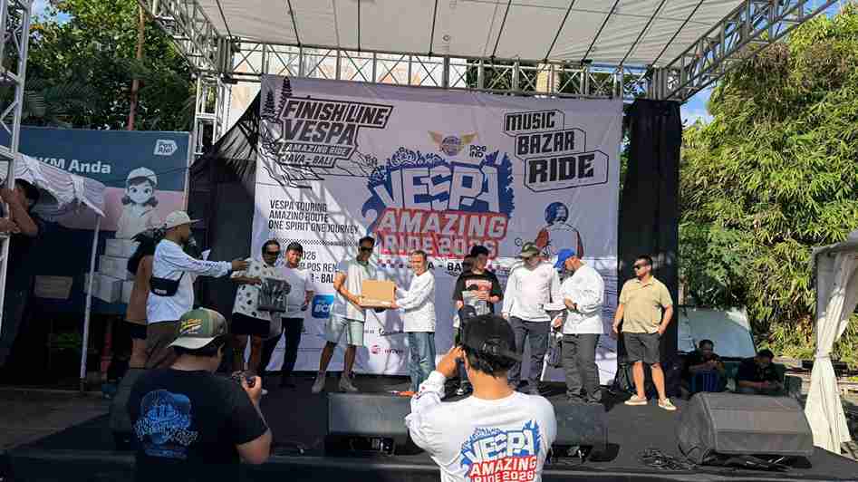 Touring Vespa Surabaya-Bali: Cara Seru SIGNAL dan PT Pos Indonesia Ajak Warga Taat Pajak