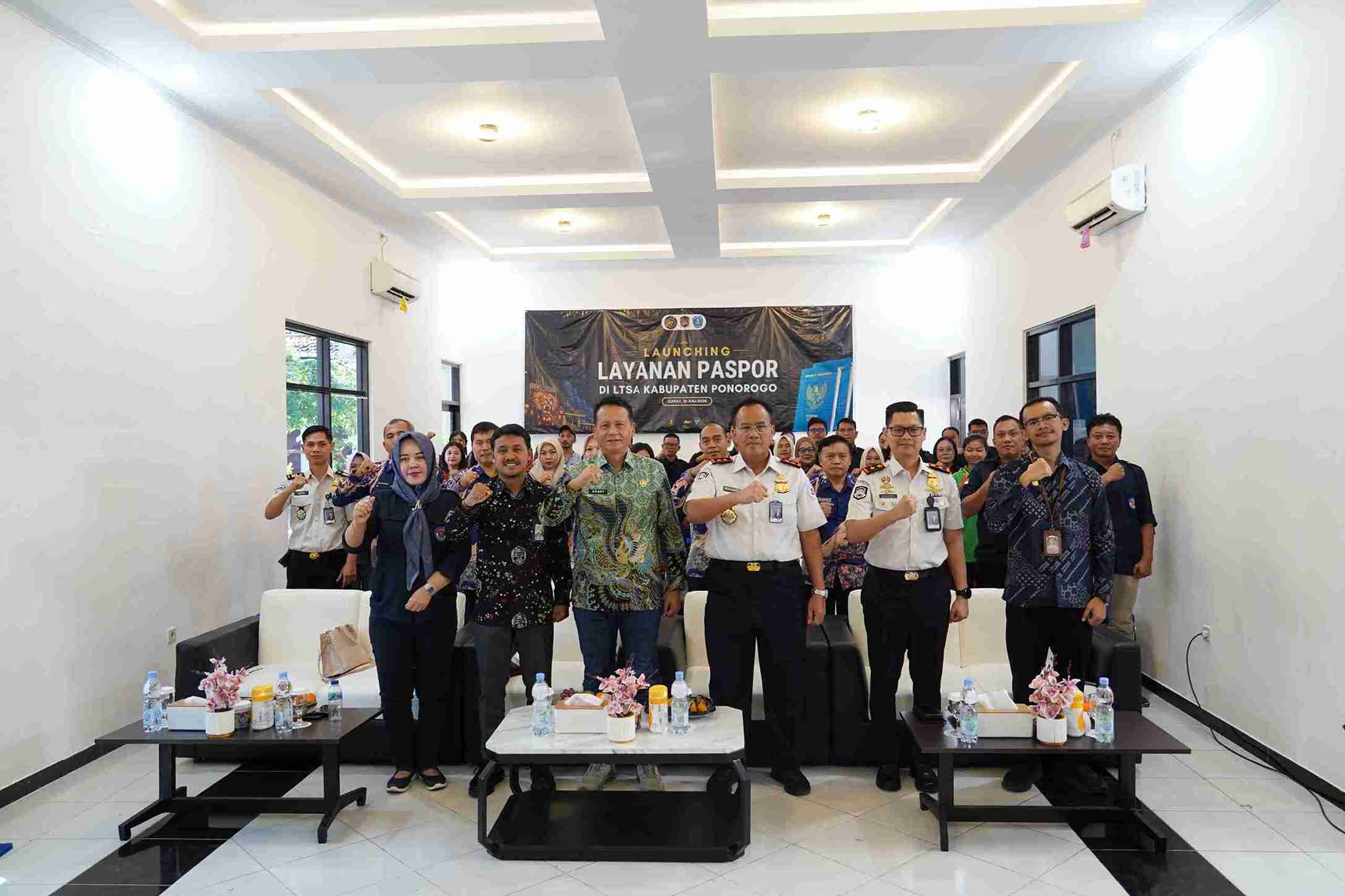 Imigrasi Ponorogo Hadirkan Layanan Paspor di LTSA, Permudah Langkah Pekerja Migran