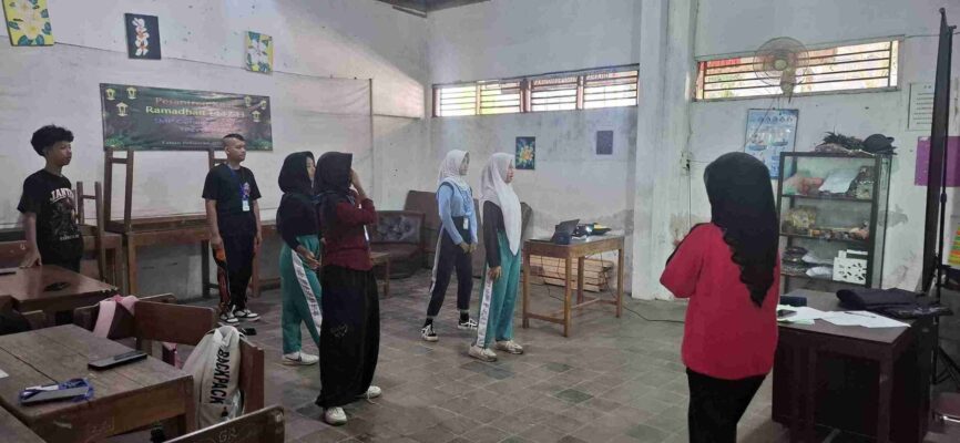 Potret Haru MPLS di SMP Gotong Royong: Tetap Berjuang Meski Hanya Terima 3 Siswa Baru