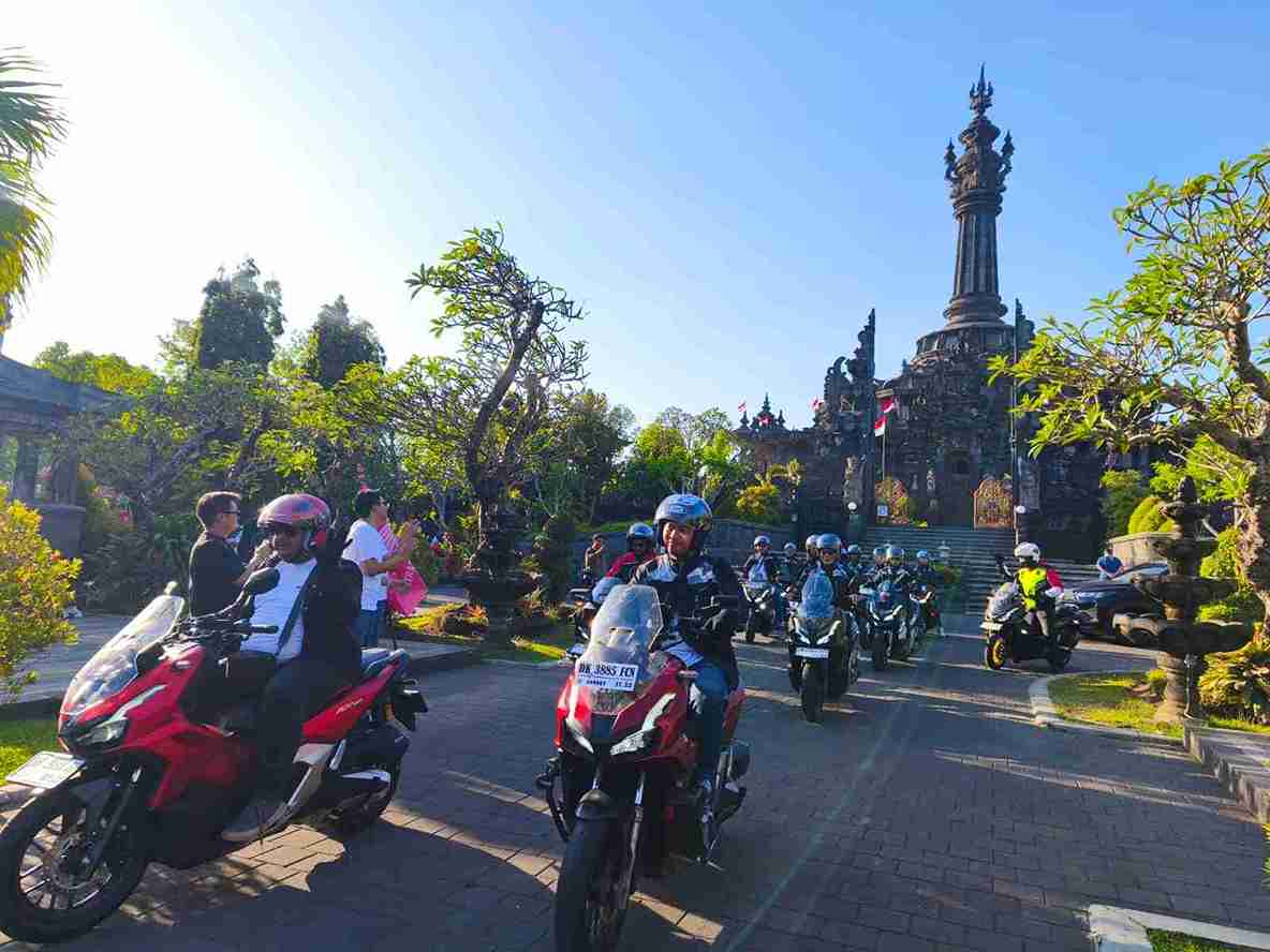 Menembus Pesona Tersembunyi Bali: Honda ADV160 Pasrahkan Ketangguhan di “Jelajah 2 Alam”