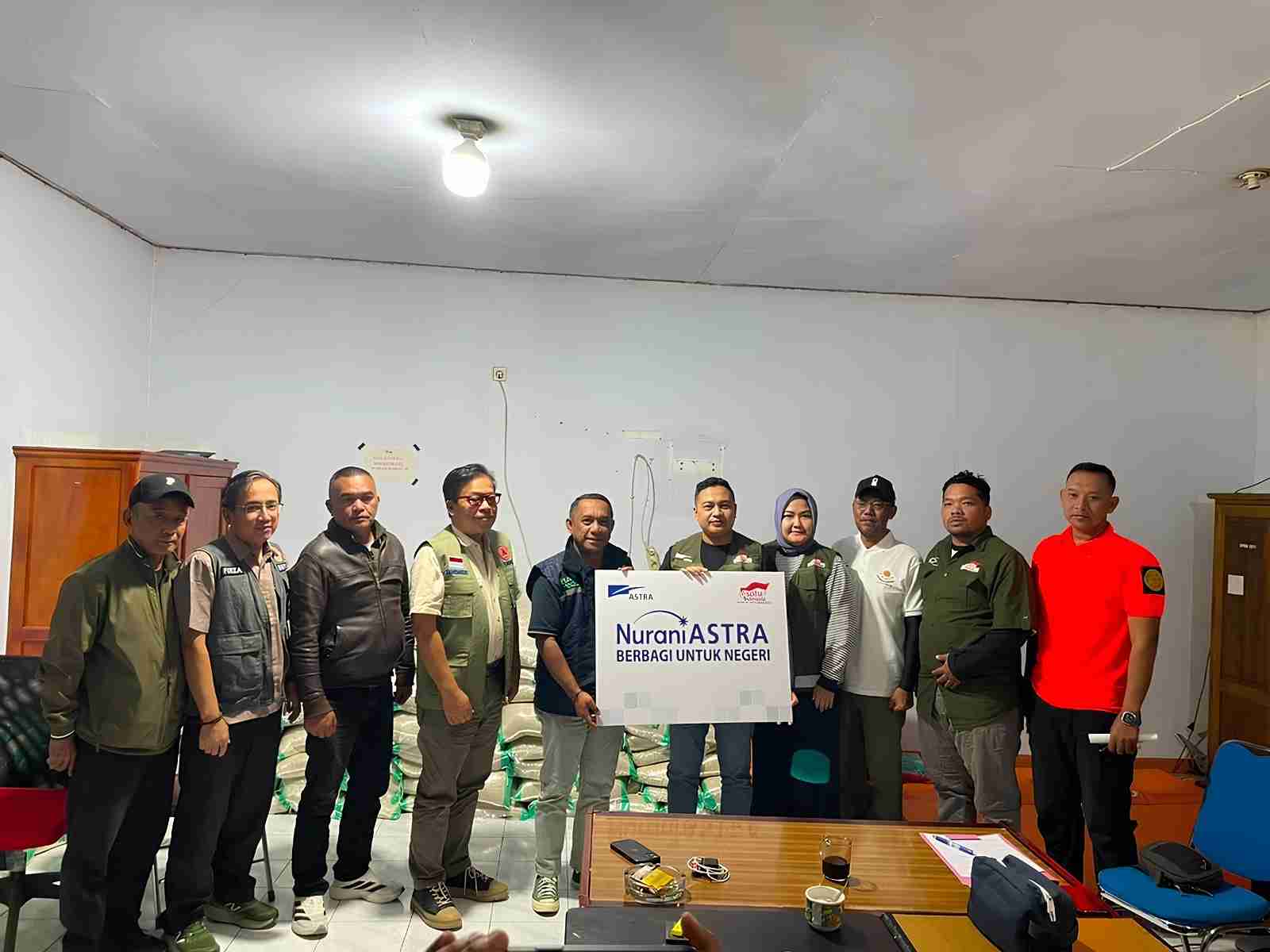 Astra Bangun 7 Posko Bantuan untuk Korban Gempa NTT