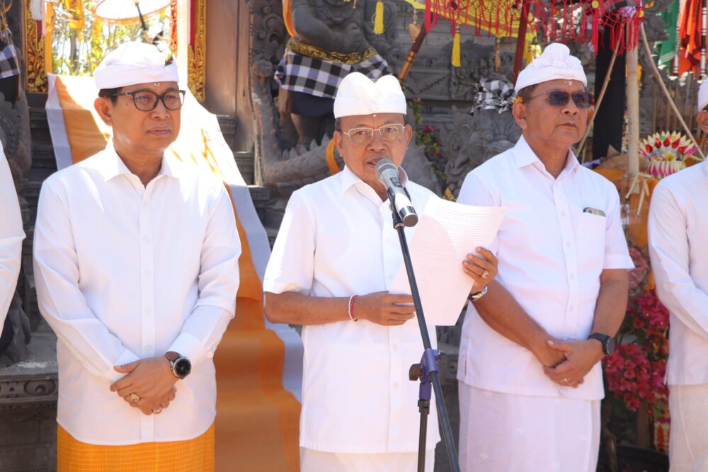 Gubernur Bali Wayan Koster Imbau Penggunaan Aksara Bali Diperluas, Beri Batas Waktu hingga April 2027