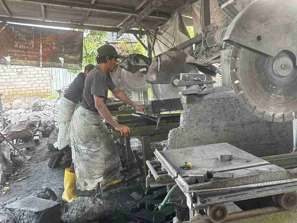KUR BRI Dorong Pekerja Batu Alam Kembangkan Peternakan Rakyat
