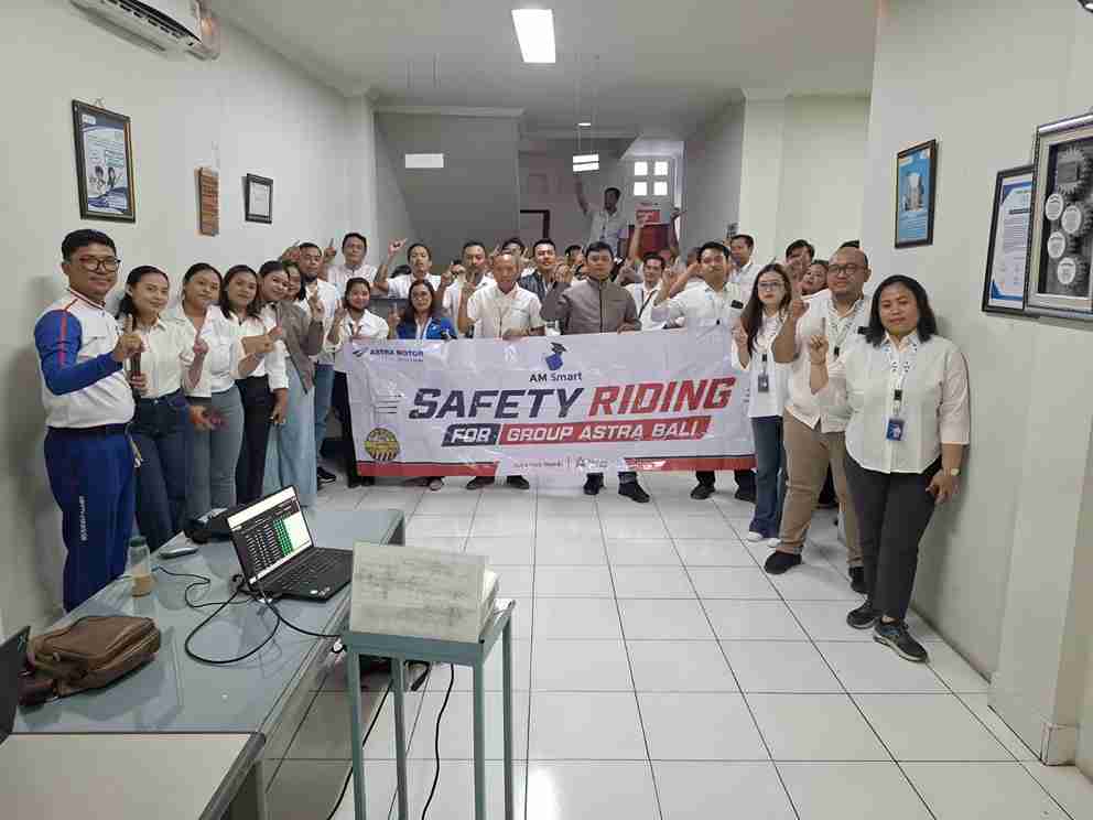 Astra Motor Bali Edukasi Safety Riding untuk Karyawan FIFGROUP Tabanan