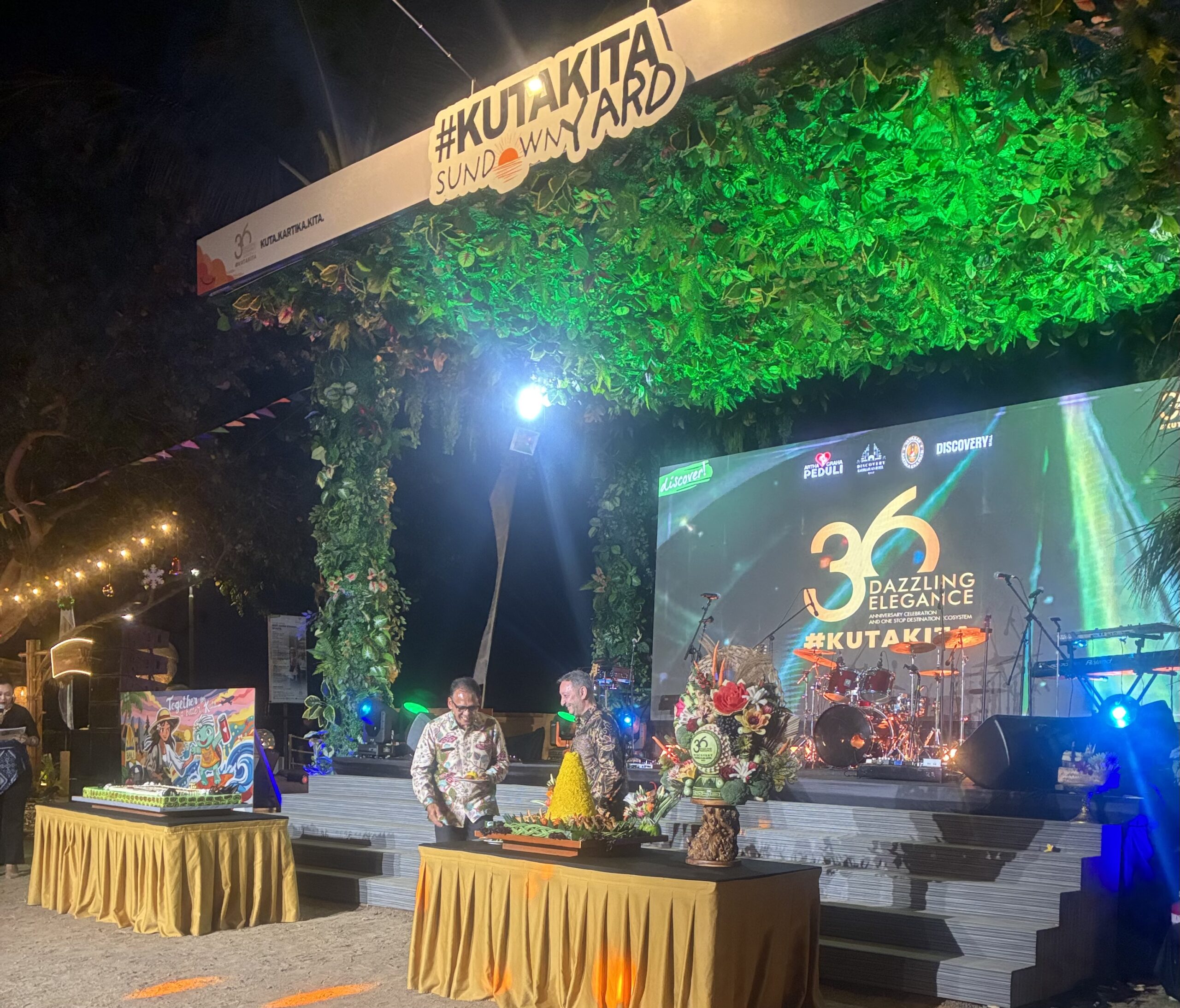 Sinergi Ekosistem Pariwisata Kuta Menguat, Discovery Kartika Plaza Hotel dan Discovery Mall Bali Gelar Pesta Rakyat ‘Dazzling Elegance’