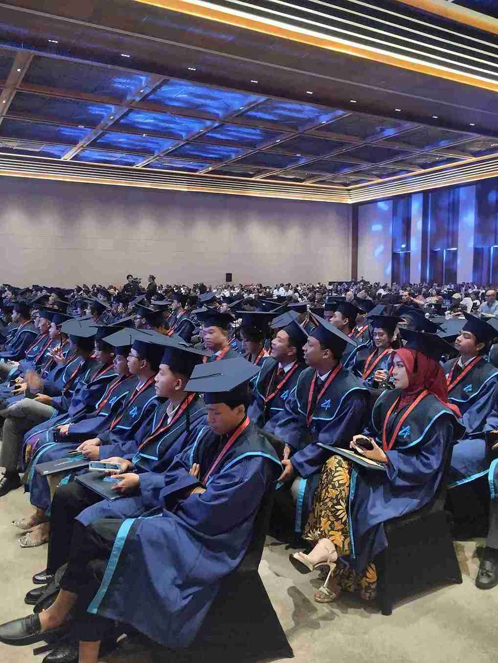 Wisuda Primakara University: 66 Persen Lulusan Sudah Bekerja Sebelum Pakai Toga