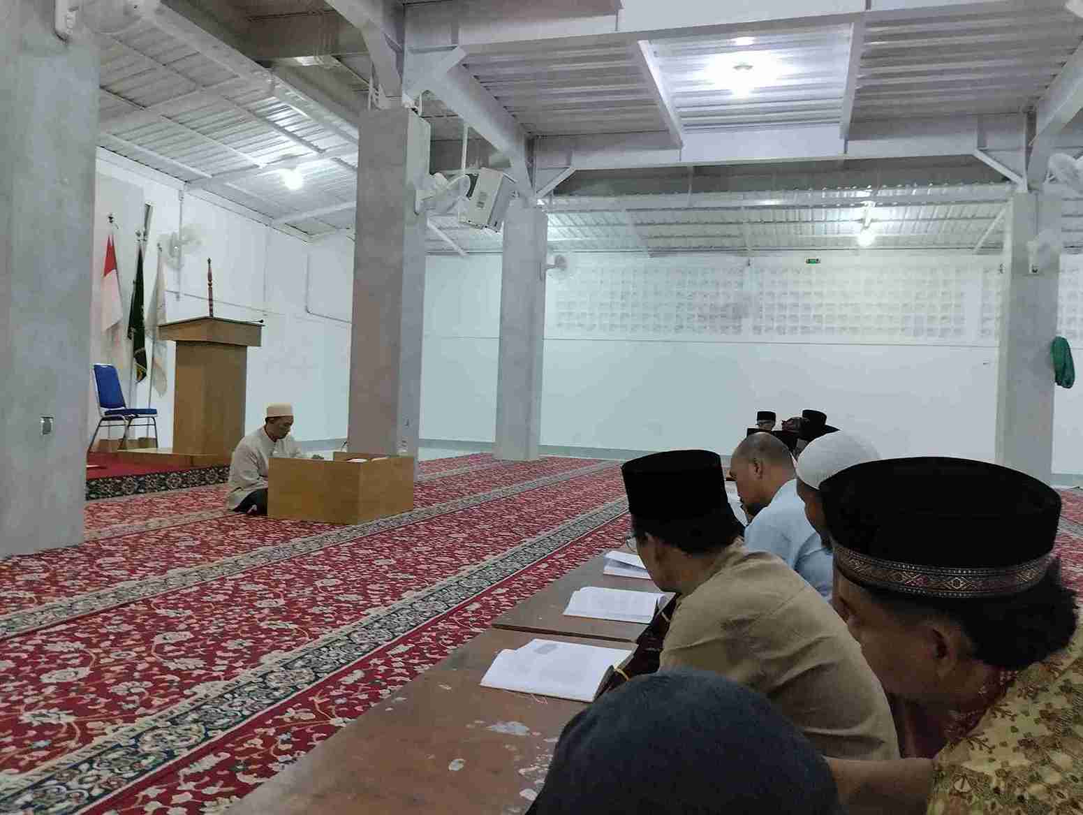 Pengajian Rutin di Dewata Permai: Kisah Tsa’labah dan Bahaya Lalai Ibadah