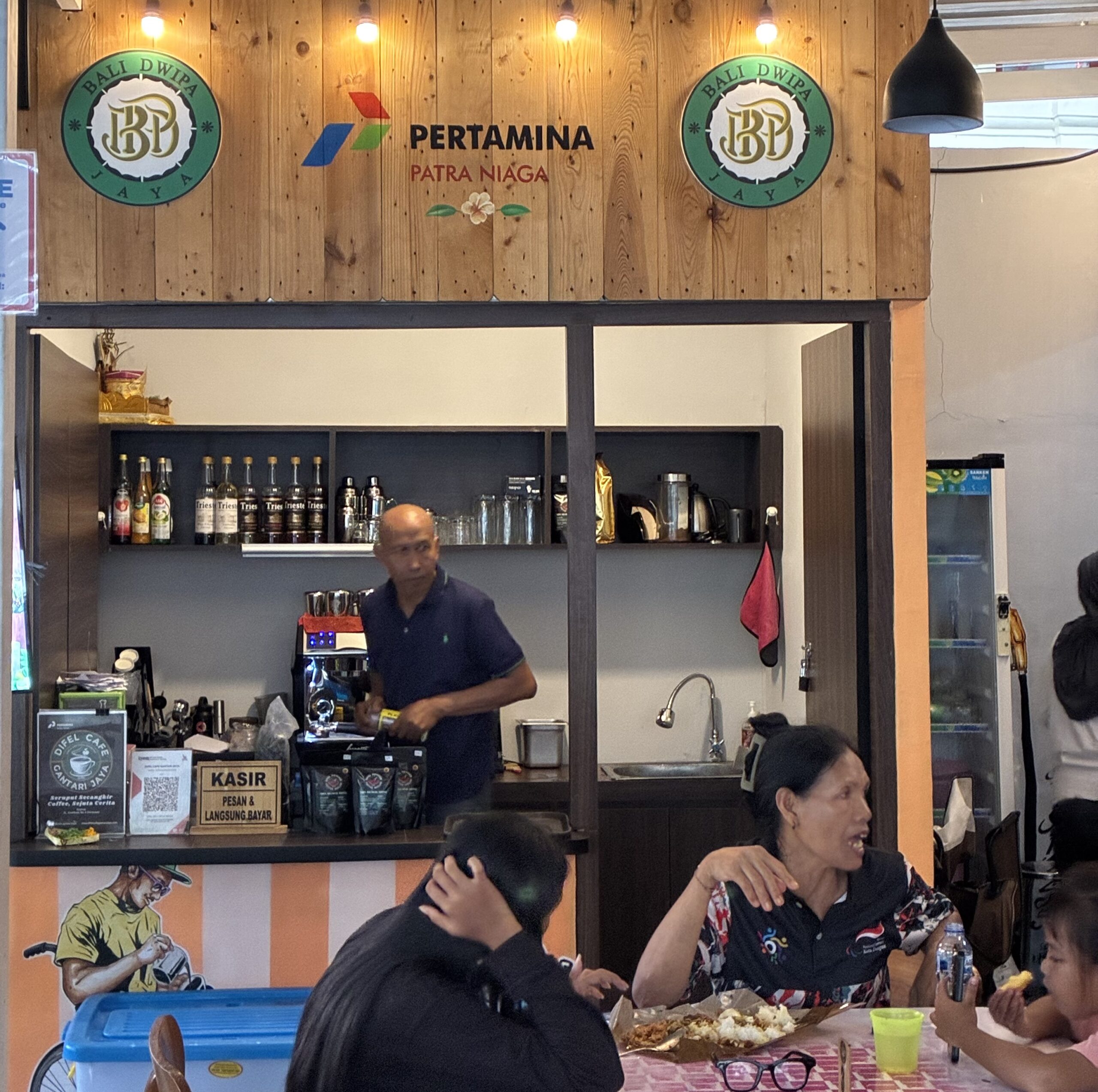 Bangkit Bersama Pertamina, Difel Café Buka Peluang Kerja Luas dan Dongkrak Pendapatan Penyandang Disabilitas