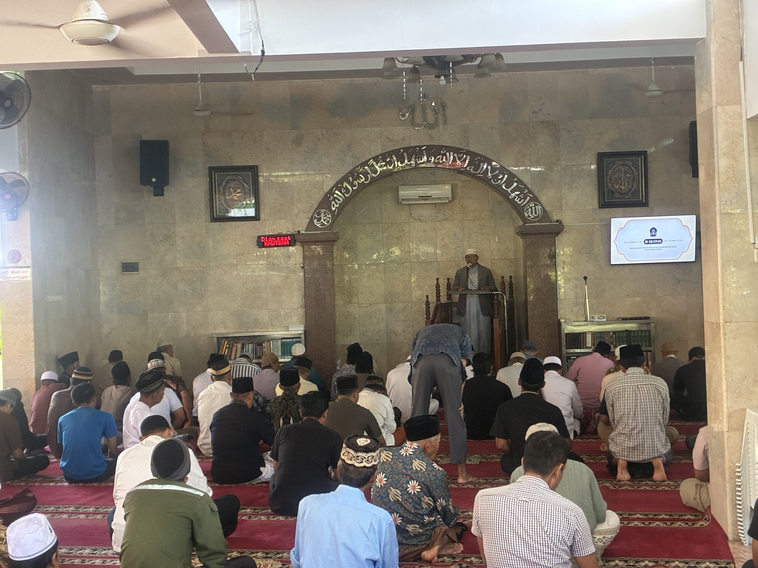 Keutamaan Taubat: Allah Begitu Mencintai Hamba yang Kembali kepada-Nya