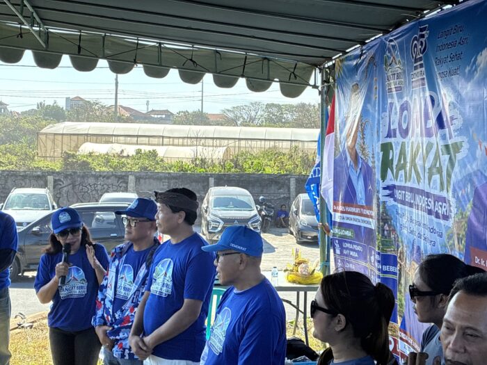 Demokrat Bali Bersihkan Pantai Lembeng dan Lepas 300 Tukik Sambut Seperempat Abad Partai serta HUT ke-81 RI