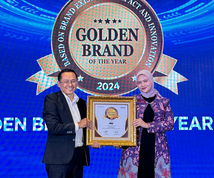 Raih Golden Brand of The Year 2024, Bukti Keberhasilan JNE Bangun Hubungan Kuat dengan Pelanggan