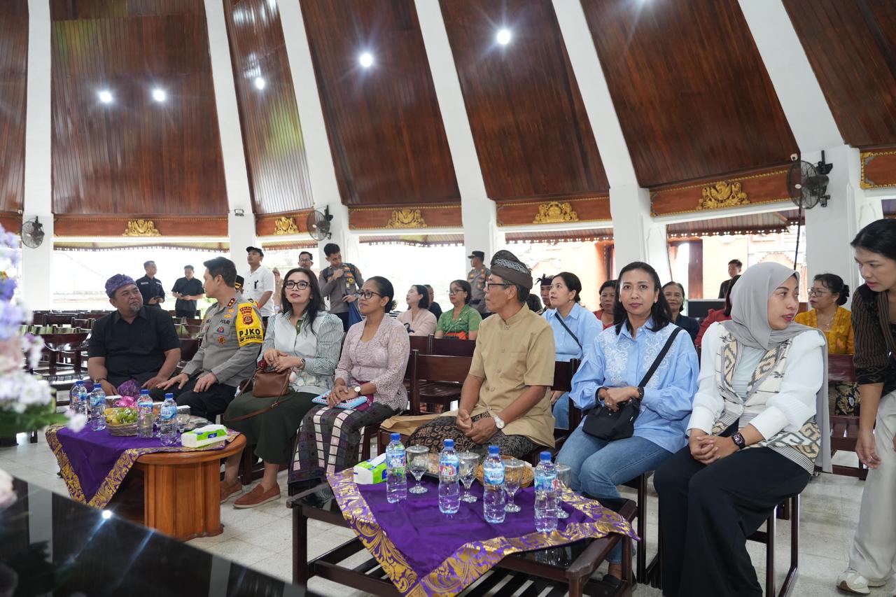 Polda Bali Gelar Jumat Curhat di Gereja GKPB PNIEL Blimbingsari