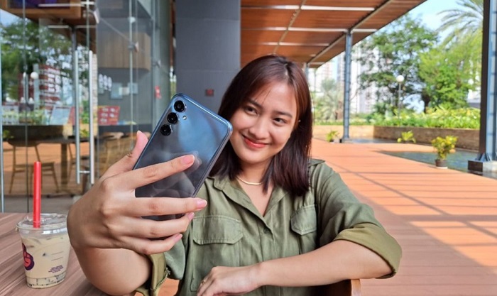 Ingin Ngonten Seharian dengan Galaxy M34 5G, Simak Tiga Tips Ini