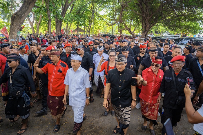 Warga Buleleng Yakini Komitmen Koster-Giri Tuntaskan Pembangunan di Bali