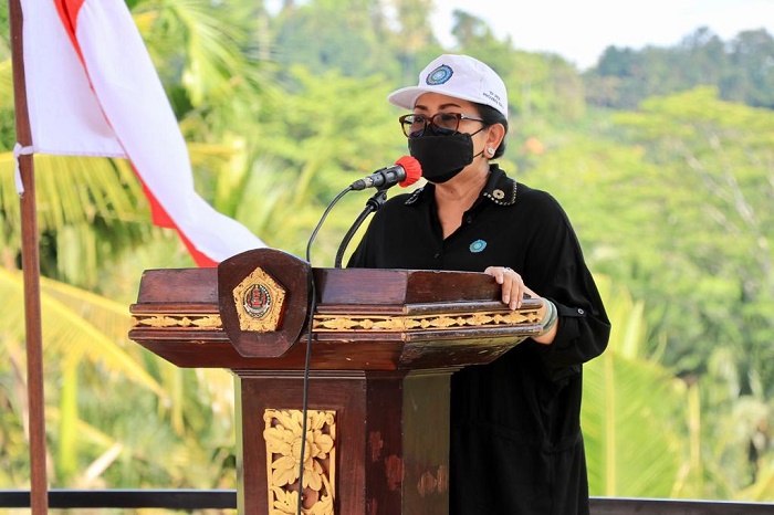 Putri Koster Apresiasi TP PKK Gianyar Berdayakan Lahan dengan Tanaman Kebutuhan Pokok