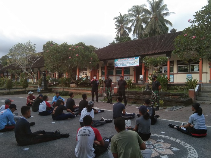 Kodim Klungkung Bekali Pelajar Wawasan Kebangsaan dan Bela Negara