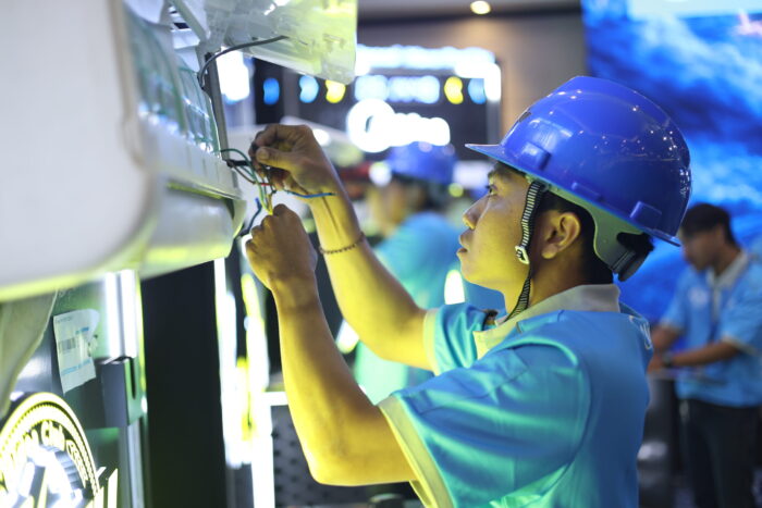 Midea Club Flash Installation Tournament Season 2 Singgahi Denpasar, Uji Keahlian Teknik dan Keselamatan Kerja Installer AC