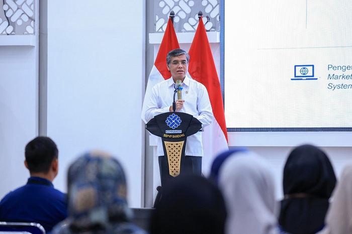 Menaker Yassierli Dorong BLK Jadi Pusat Inovasi SDM