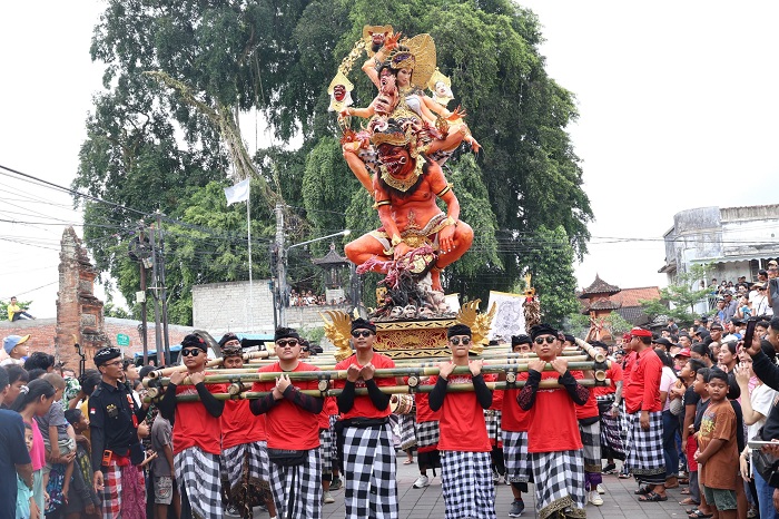 Vasudewa Kutumbakam Bergema di Tabanan! Ogoh-Ogoh Singasana II: Pesta Persaudaraan