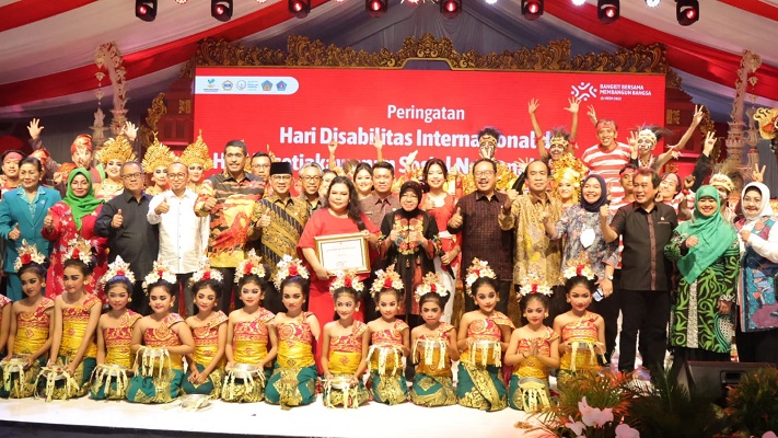 Mensos Tri Rismaharini: Jangan Sampai Menjadi Anak Durhaka, Membiarkan Orangtua Menggelandang di Jalanan