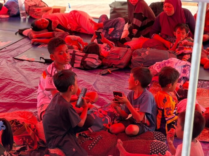 Telkomsel Hadirkan Paket Darurat Rp1 untuk Warga Terdampak Bencana di Flores