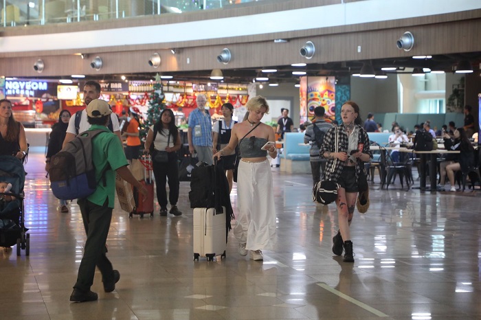 Jumlah Tertinggi Jelang Nataru, Bandara Ngurah Rai Catat 73.377 Penumpang dalam Sehari