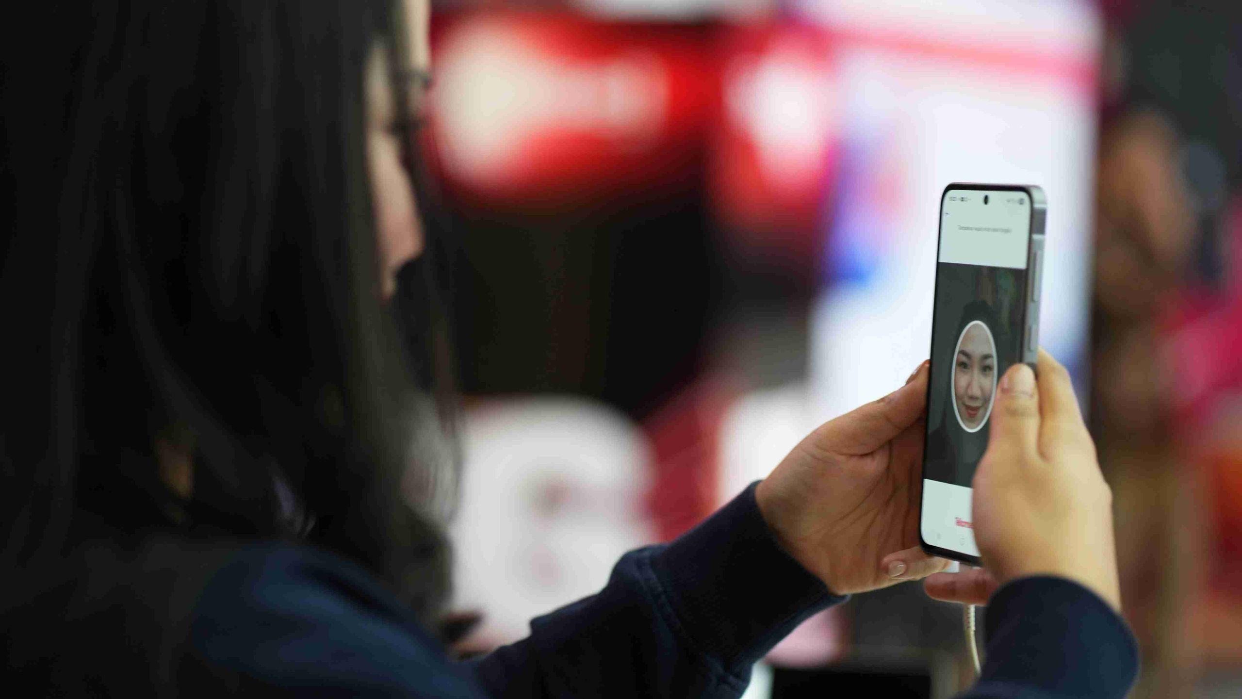 Kemkomdigi-Telkomsel Perkuat Keamanan Digital Lewat Registrasi Biometrik