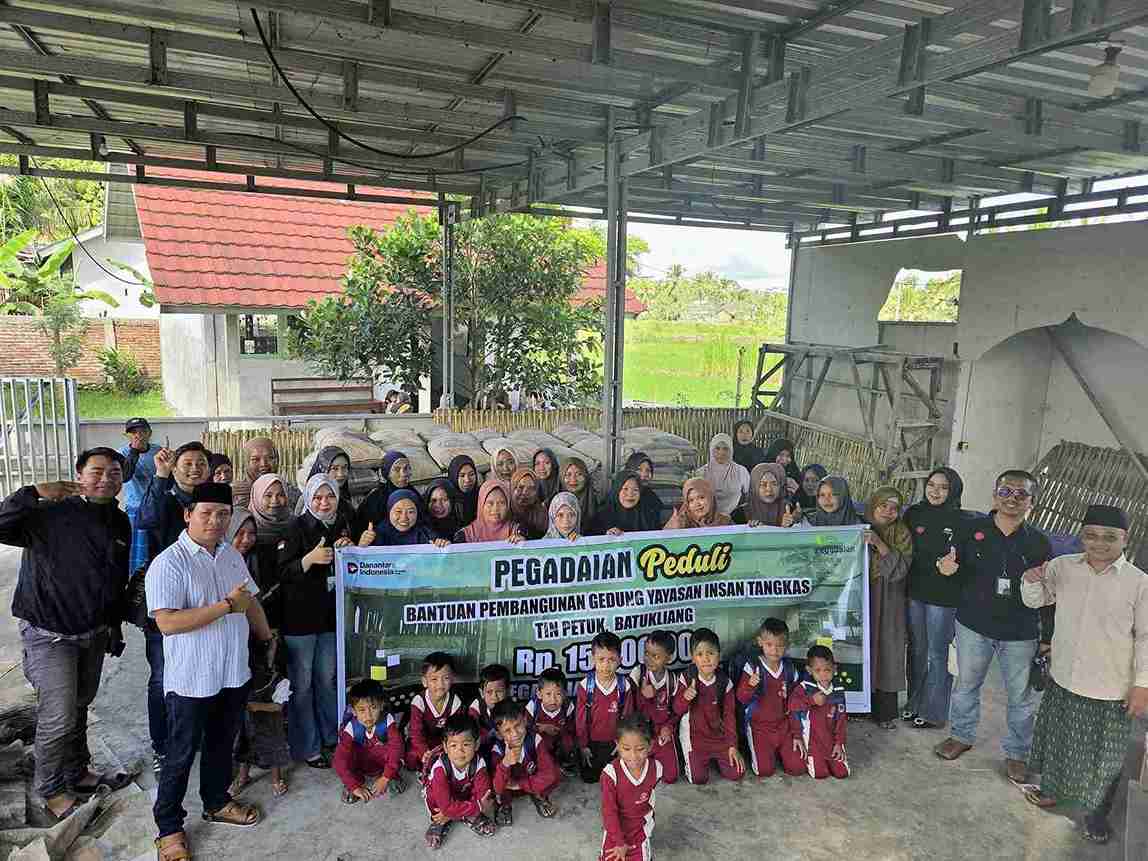 Aksi Nyata Pegadaian Praya: Bantu Pembangunan Sekolah hingga Edukasi Investasi Emas