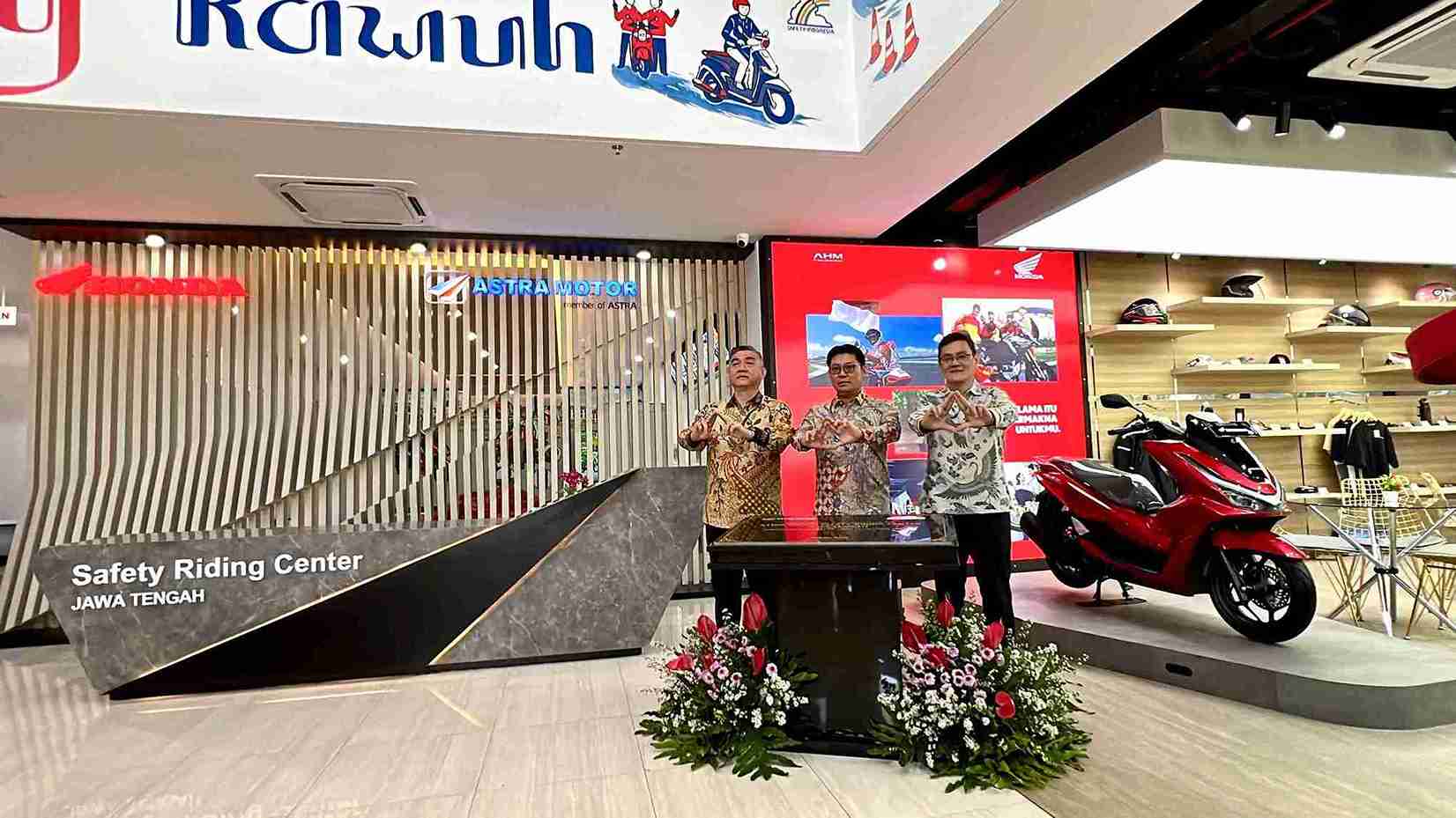 Warga Semarang Kini Punya ‘Markas’Baru buat Belajar Safety Riding, Lokasinya Keren!
