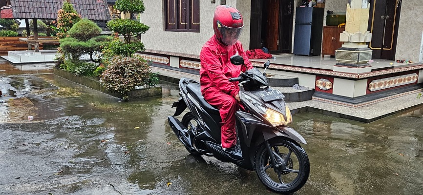 Astra Motor Bali Bagikan Tips #Cari_Aman Berkendara di Musim Hujan