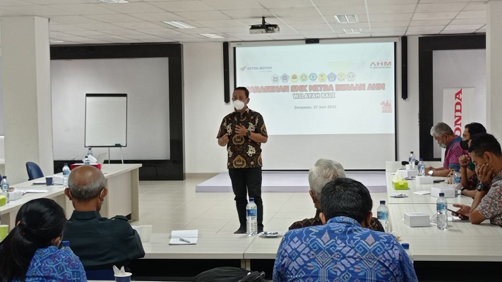 Sekolah Antusias Sambut Sarasehan SMK Mitra Binaan AHM, Kepedulian Honda Terhadap Pendidikan