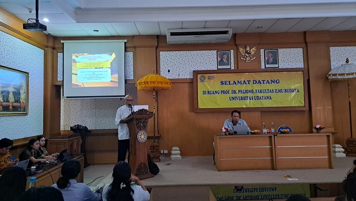 Peran Bahasa Jawa Kuno dalam Khazanah Kesusastraan Nusantara: Studi Sastra Tutur