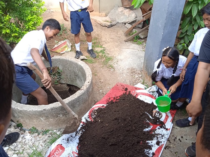 SMPN 1 Banjarangkan: Pelopor Sekolah Hijau dengan Inovasi Sampah Berbasis Sumber