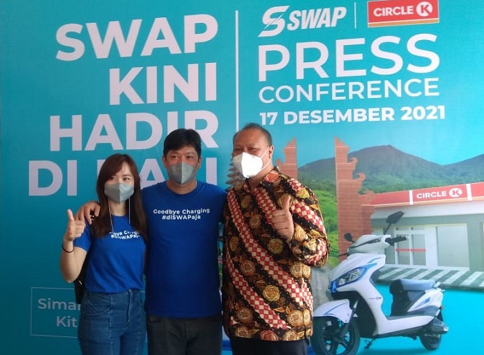 Swap Energi Indonesia Gandeng Circle-K Hadirkan Solusi bagi Pengguna Motor Listrik