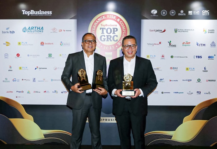 Sukses Kelola Bisnis dengan Baik, bank bjb Raih Tiga Penghargaan Ajang TOP GRC Award 2023