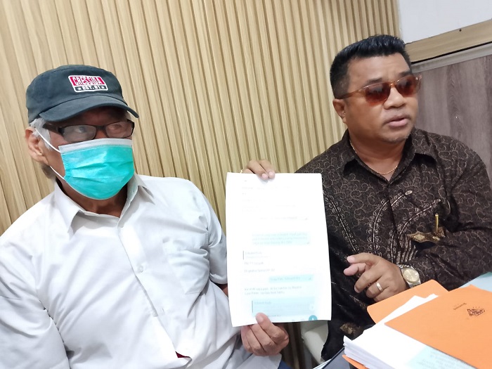 Drama Foto ‘Spontan’ di Bandara Ngurah Rai: Kakek Parkinson Divonis 3 Bulan, Minta Keadilan di Tingkat Banding