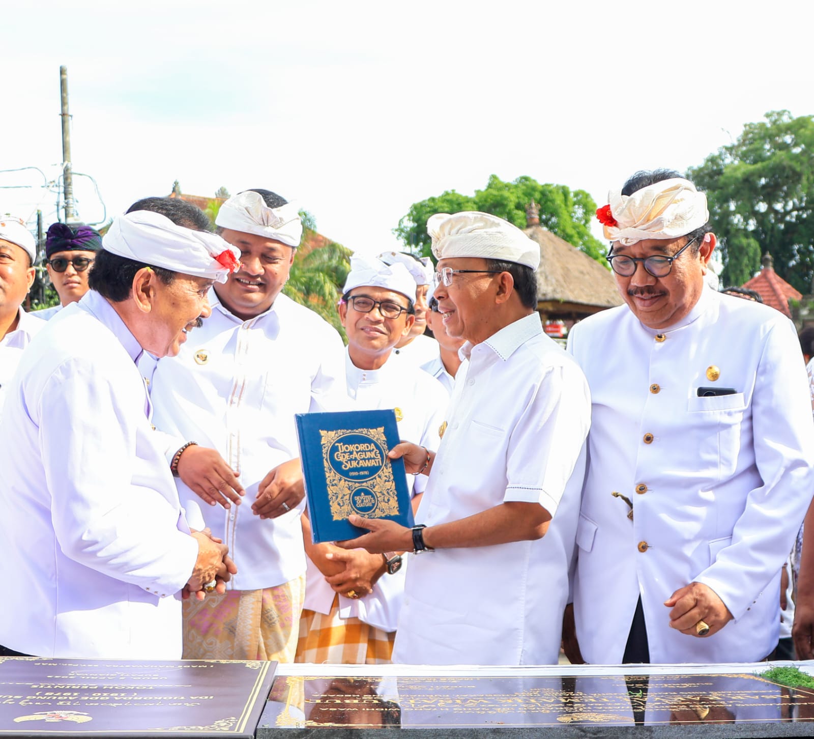 Gubernur Wayan Koster Resmikan Pasar Rakyat Tematik Wisata Ubud