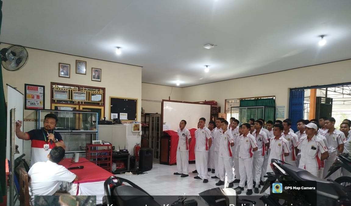 Astra Motor Bali Dukung Penguatan Kompetensi Guru dan Siswa di SMK Negeri 1 Amlapura