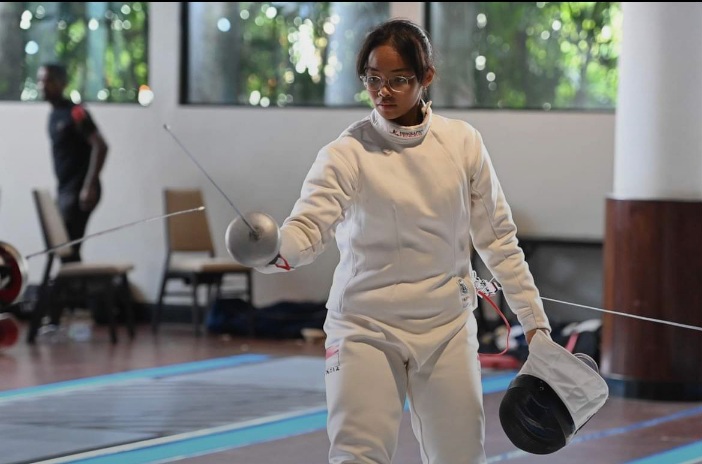 Jessyca Emilia Jadi Benteng Terakhir Indonesia di Kejuaraan Anggar Asia 2025!